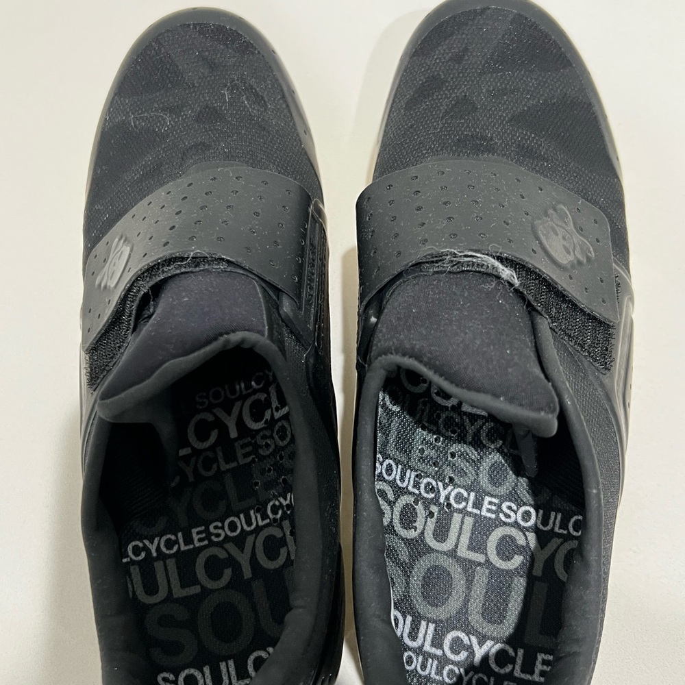 soulcycle Black Cycling Shoe (label view)